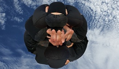 bajomismobanner